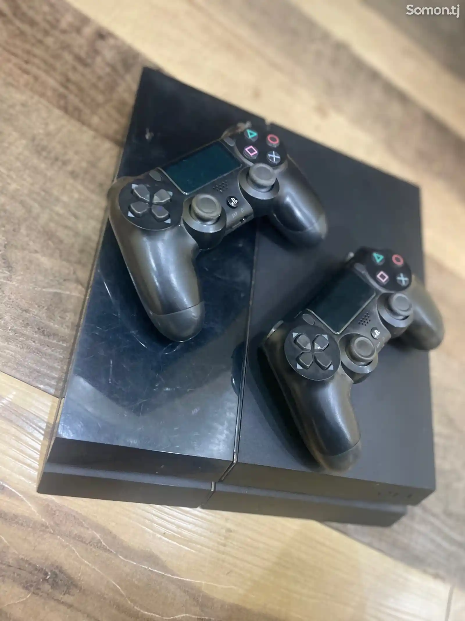 Игровая приставка Sony PlayStation 4-1