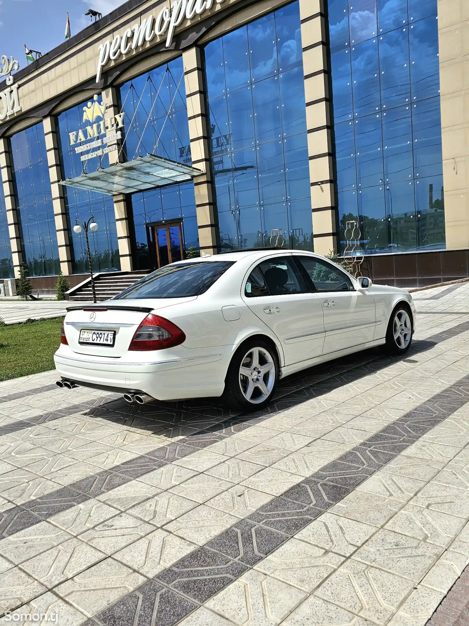 Mercedes-Benz E class, 2009-7