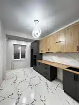 2-комн. квартира, 11 этаж, 71 м², Фирдавси-7