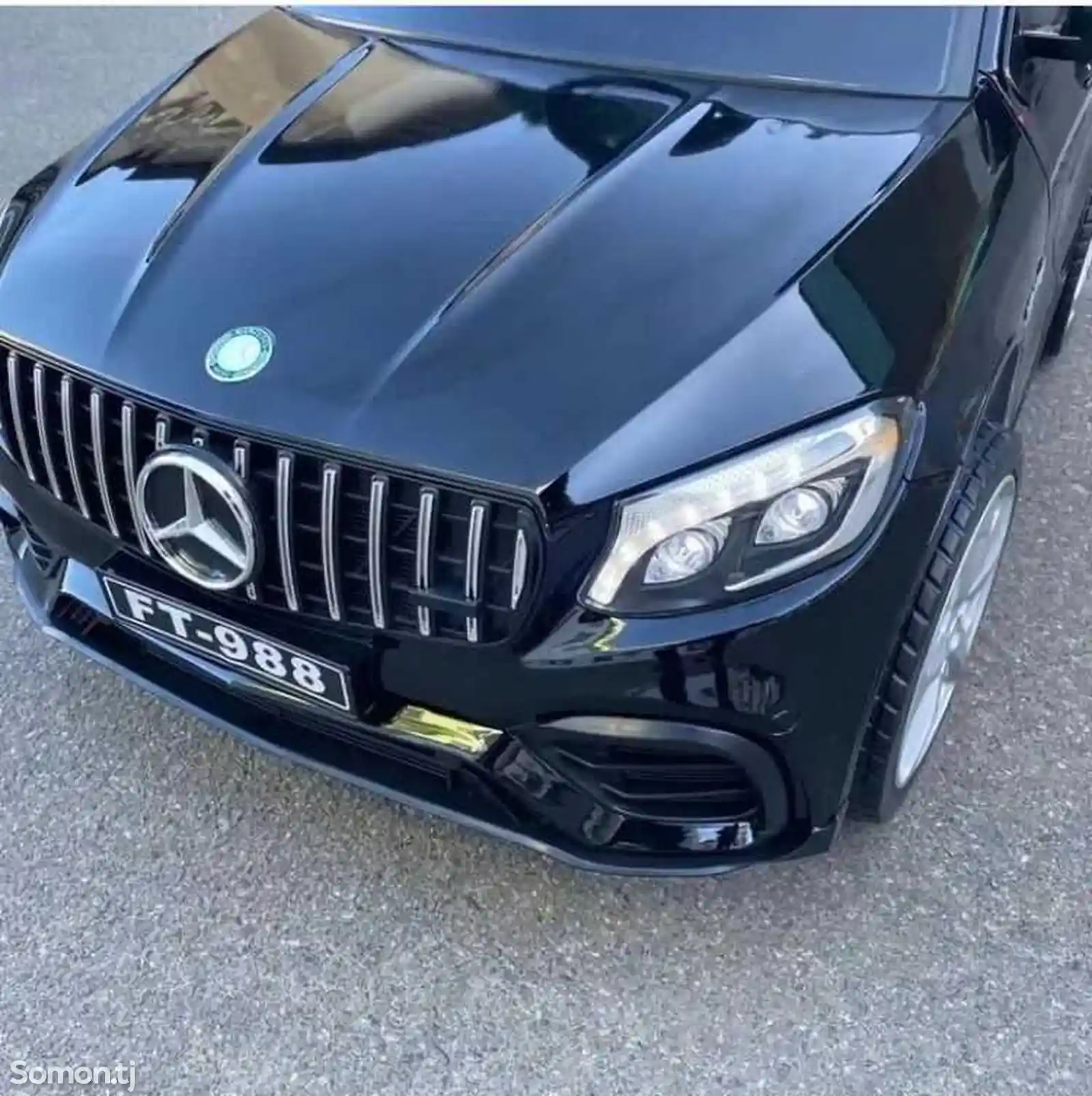 Машинка Mercedes Benz-4