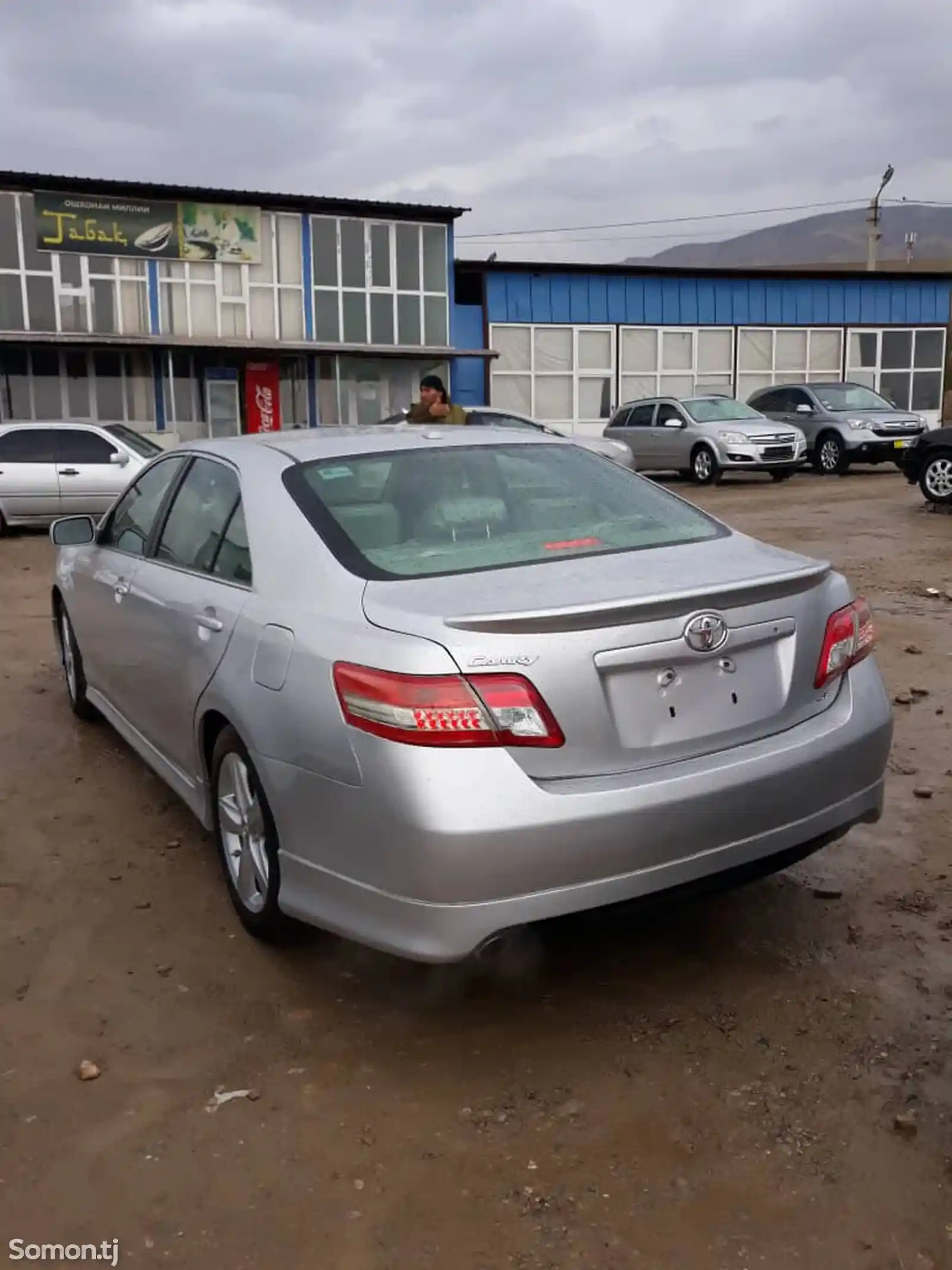 Toyota Camry, 2010-6