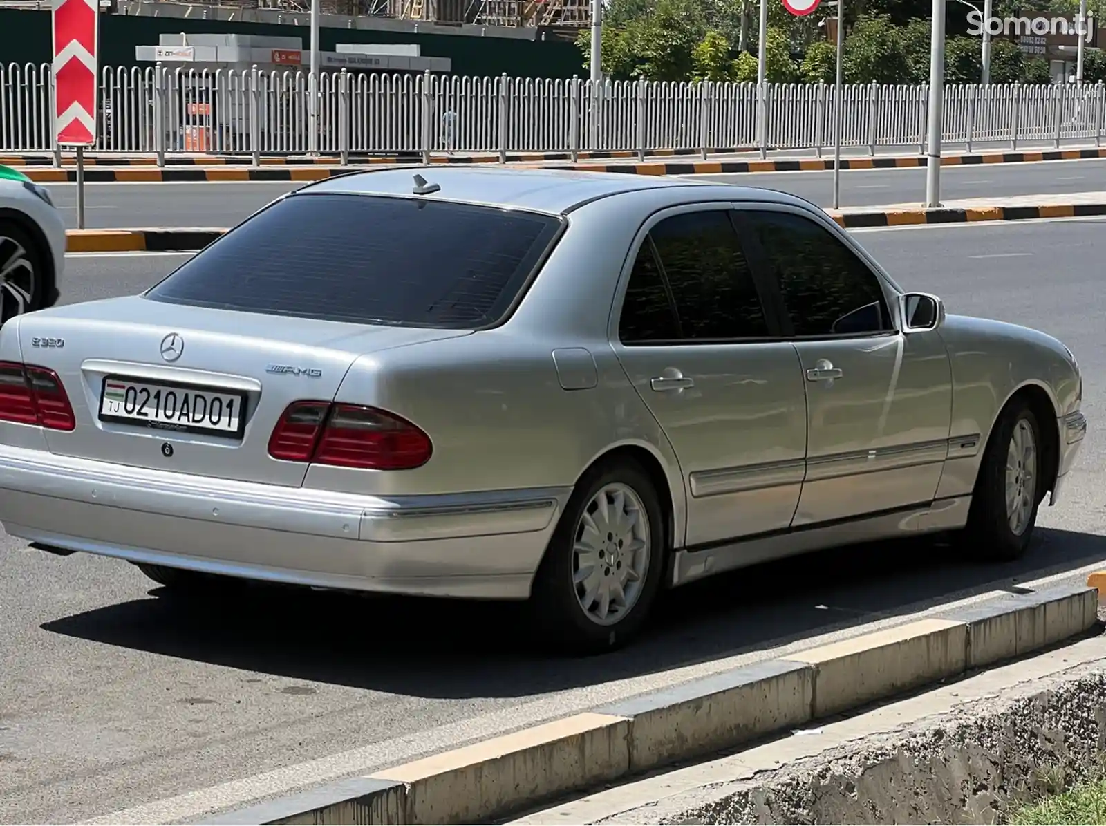 Mercedes-Benz E class, 2000-2