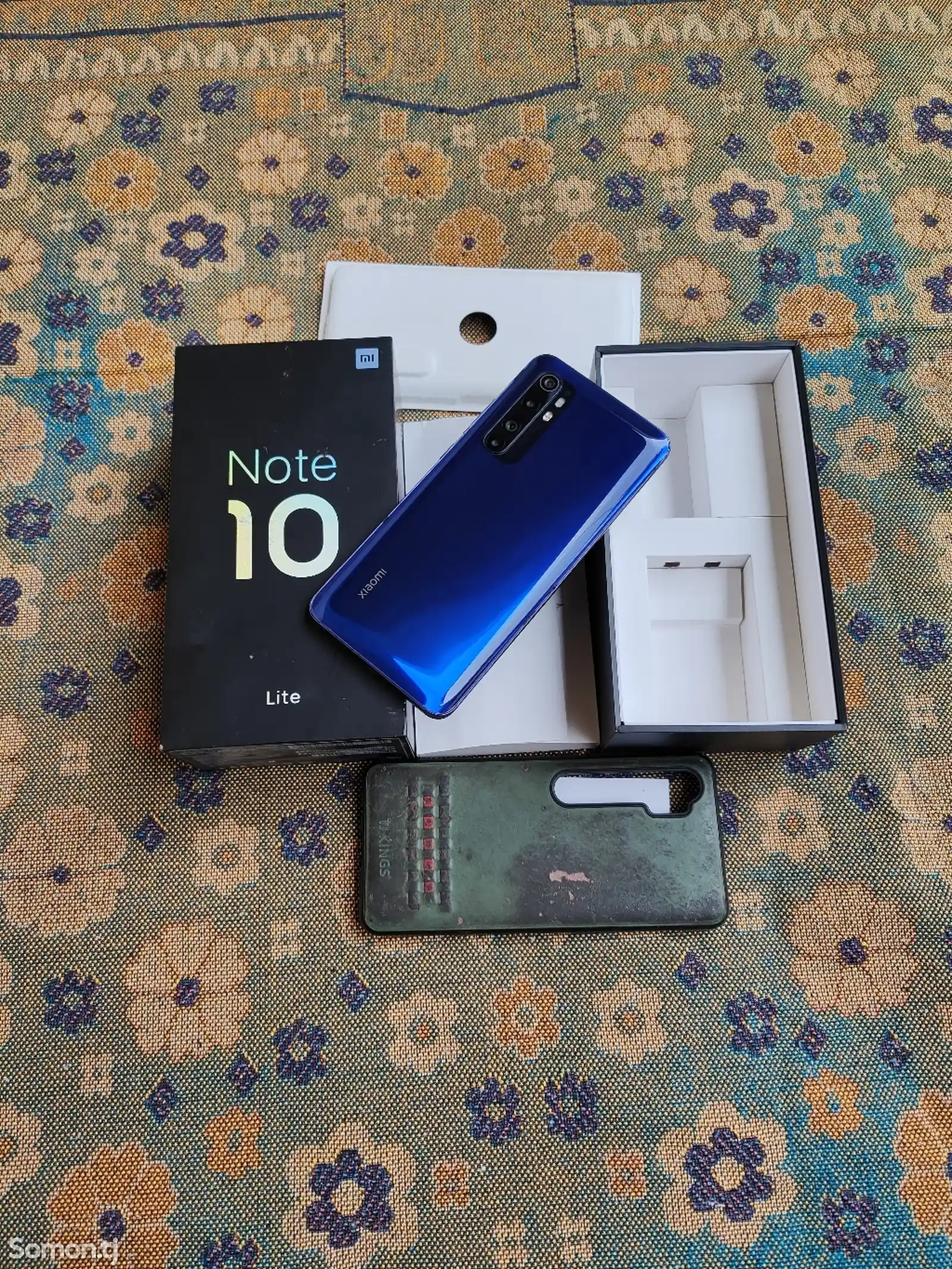 Xiaomi Mi Note 10 Lite 6/128Gb-3
