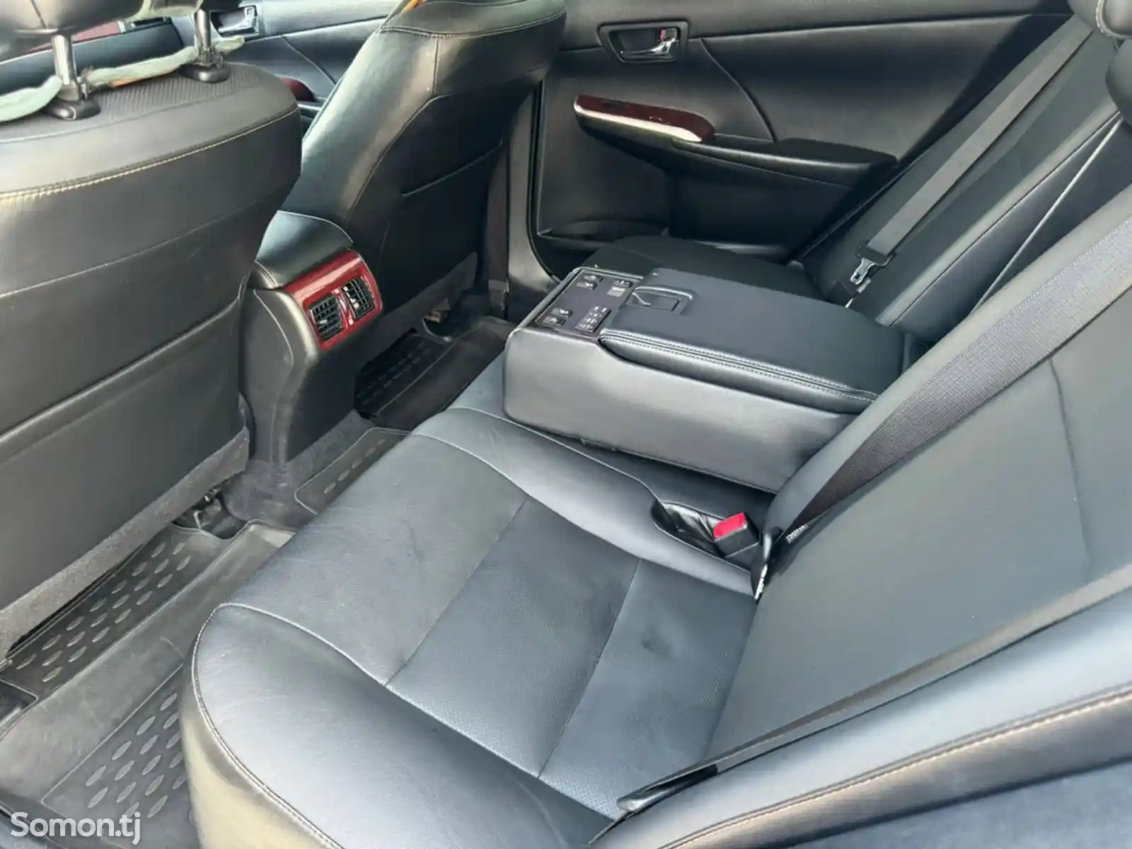 Toyota Camry, 2012-7