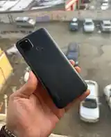 Телефон Realme-2