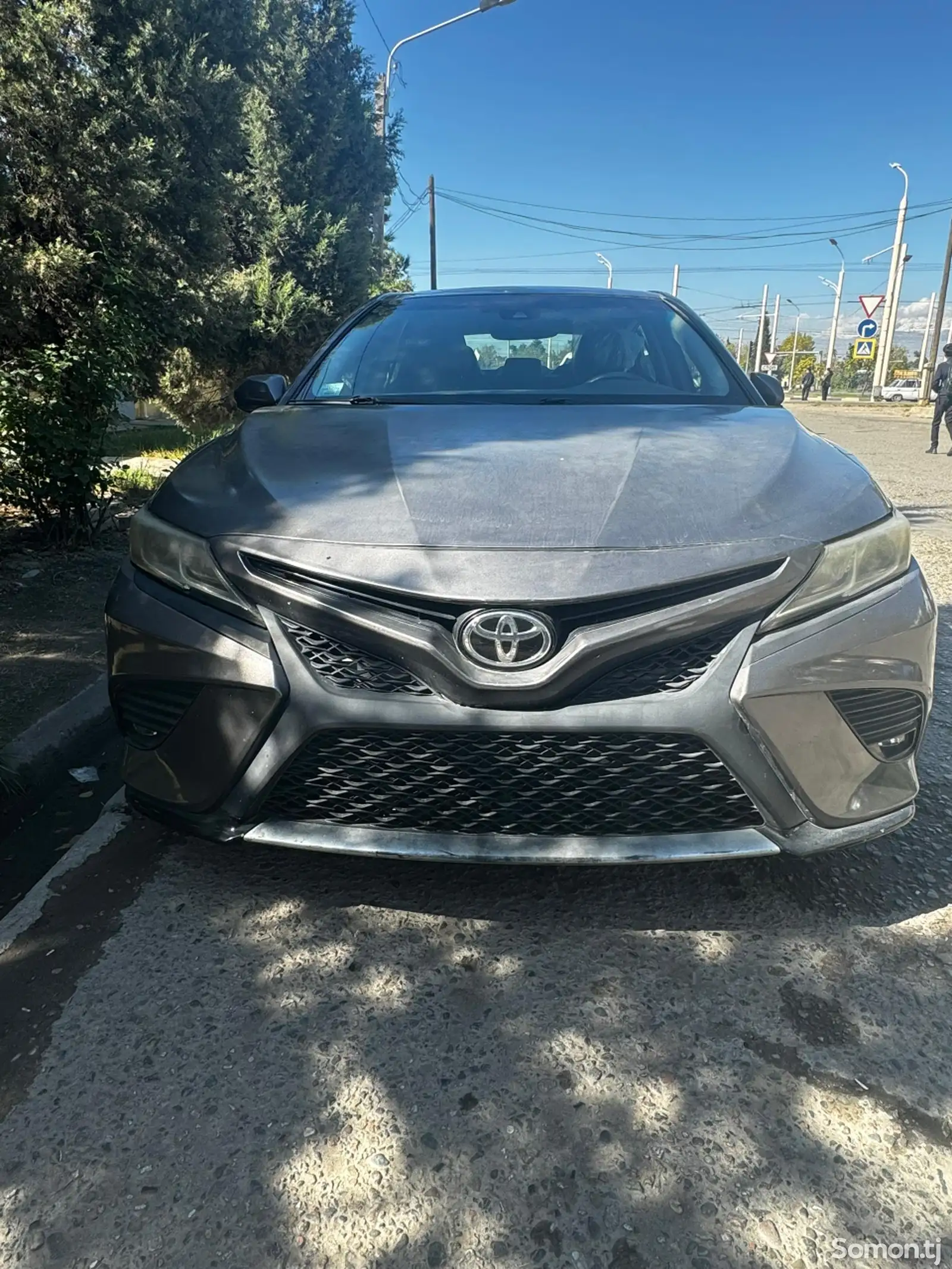 Toyota Camry, 2018-1