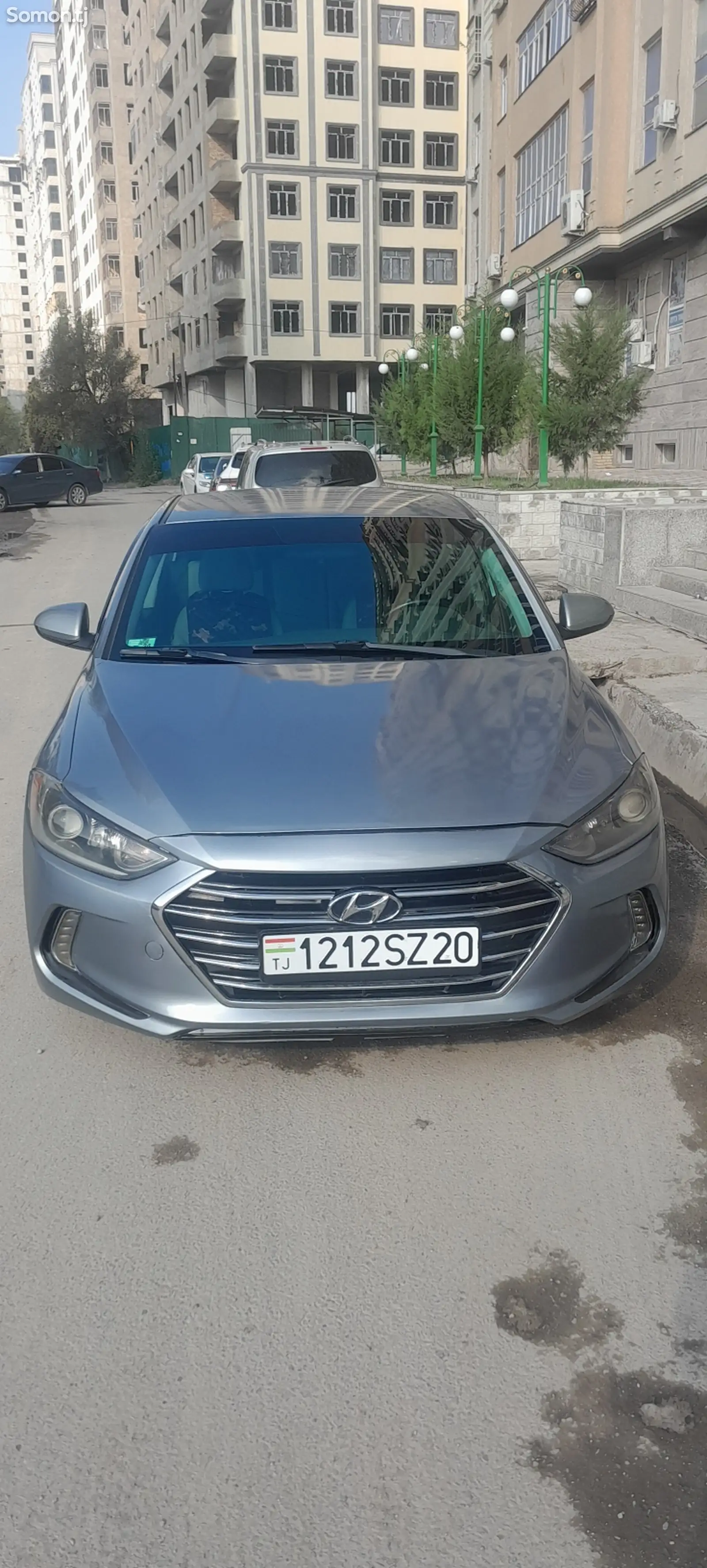 Hyundai Elantra, 2017-1