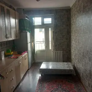 2-комн. квартира, 6 этаж, 84 м², 8 мкр