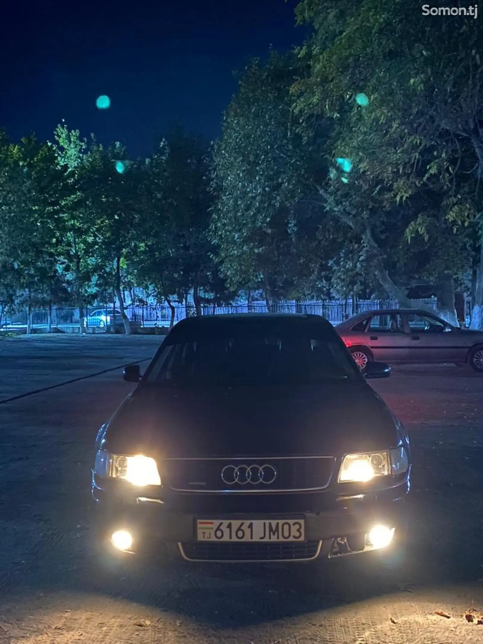 Audi S8, 2000-1