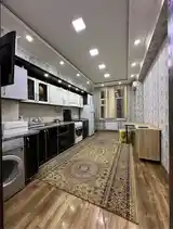 2-комн. квартира, 7 этаж, 90м², Зарафшон-5