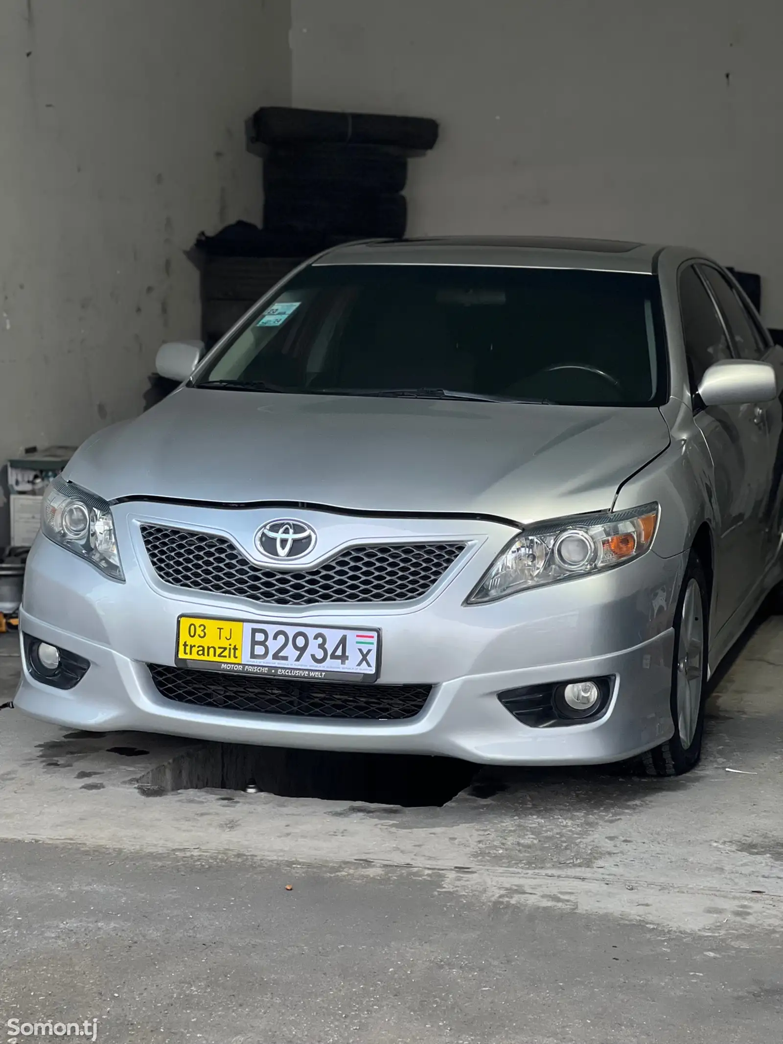 Toyota Camry, 2010