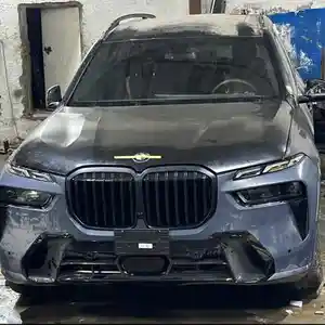 BMW X7, 2024