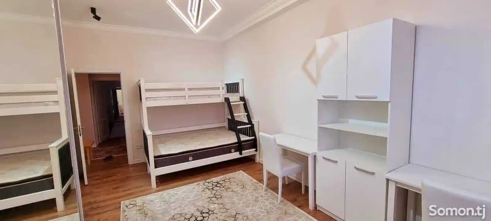 3-комн. квартира, 4 этаж, 100м², 19 мкр-13