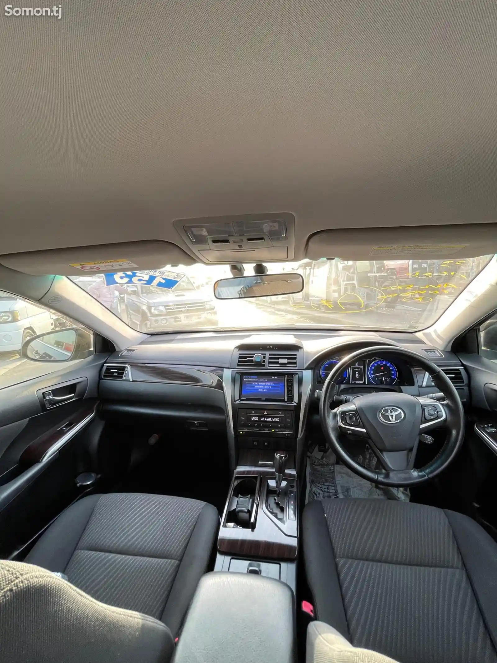 Toyota Camry, 2015-8