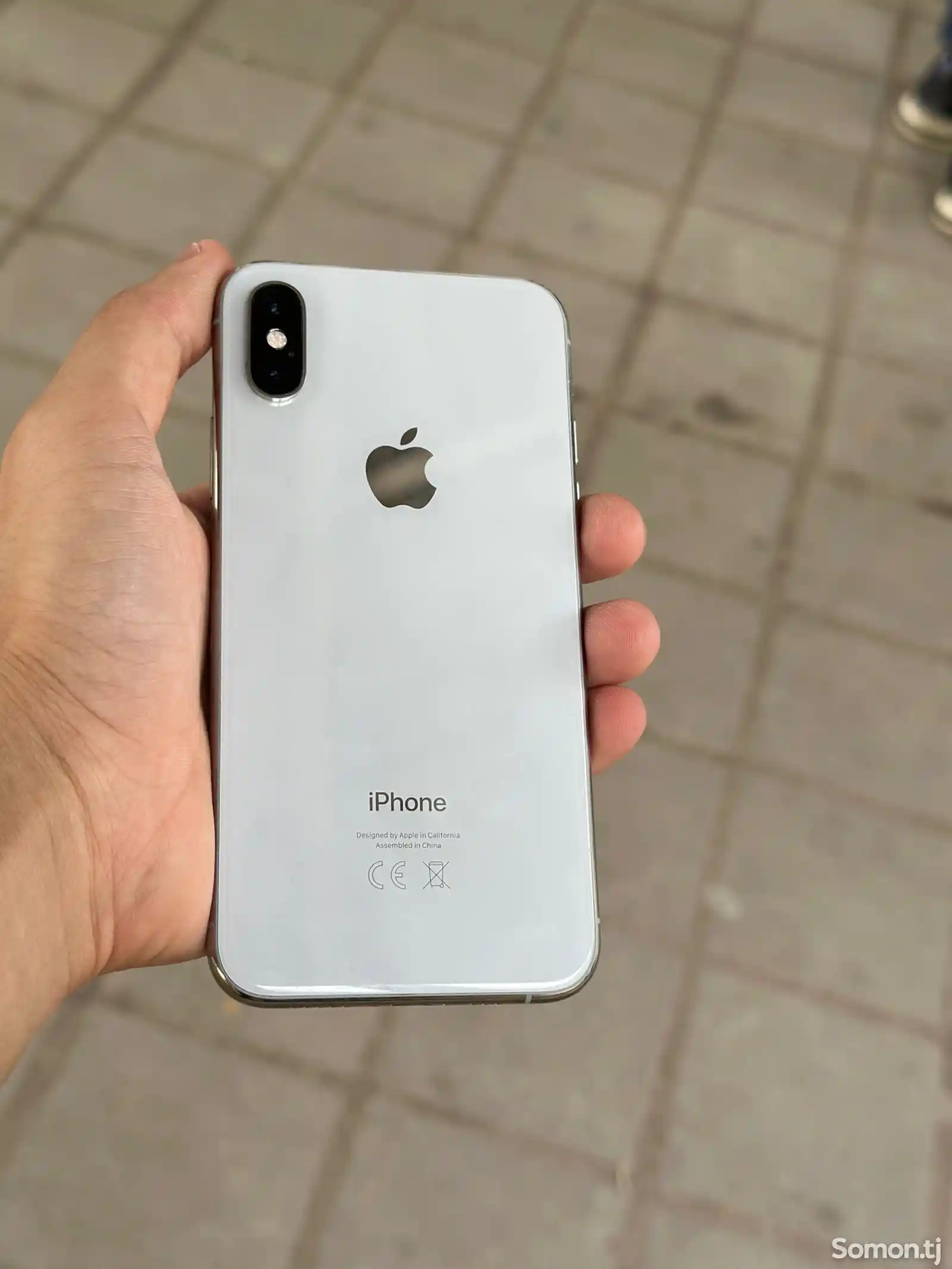 Apple iPhone Xs, 64 gb, Silver-1