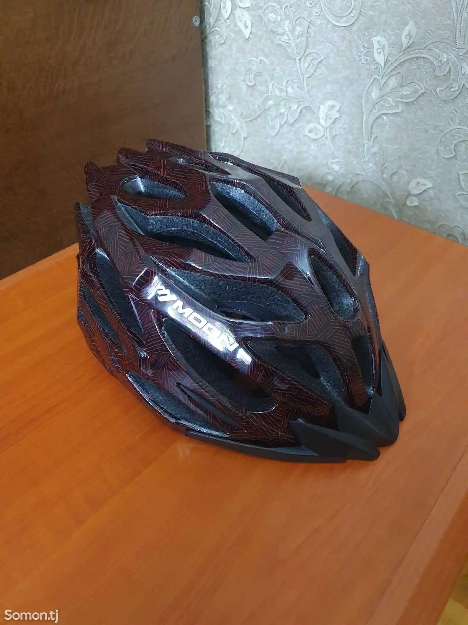 Велосипедный шлем-1