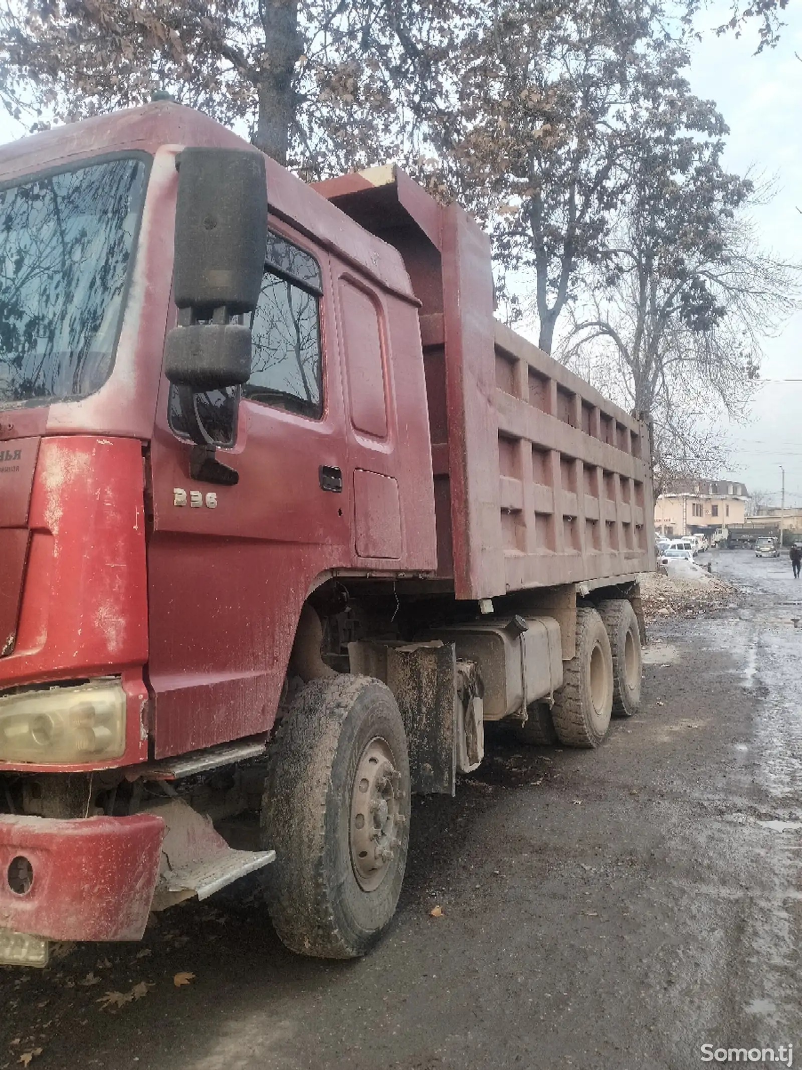 Самосвал Sinotruk Howo, 2013-1