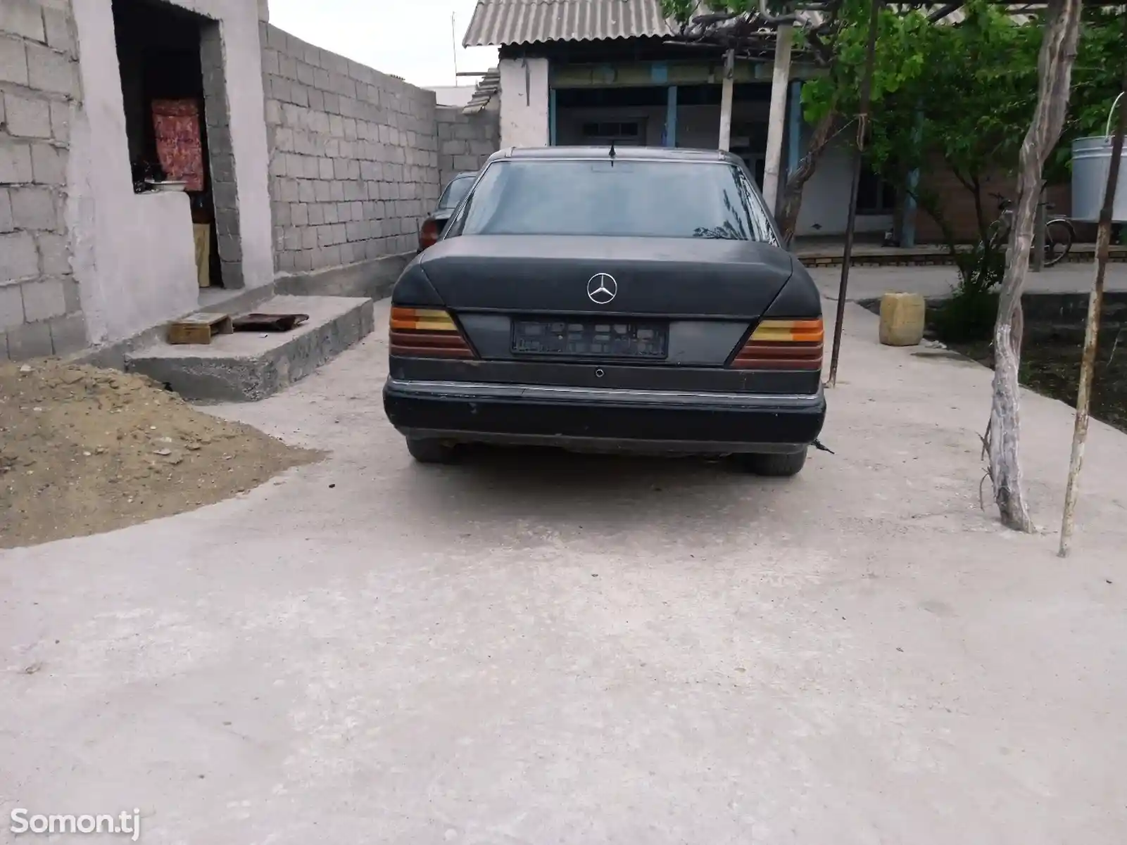 Mercedes-Benz W124, 1989-6