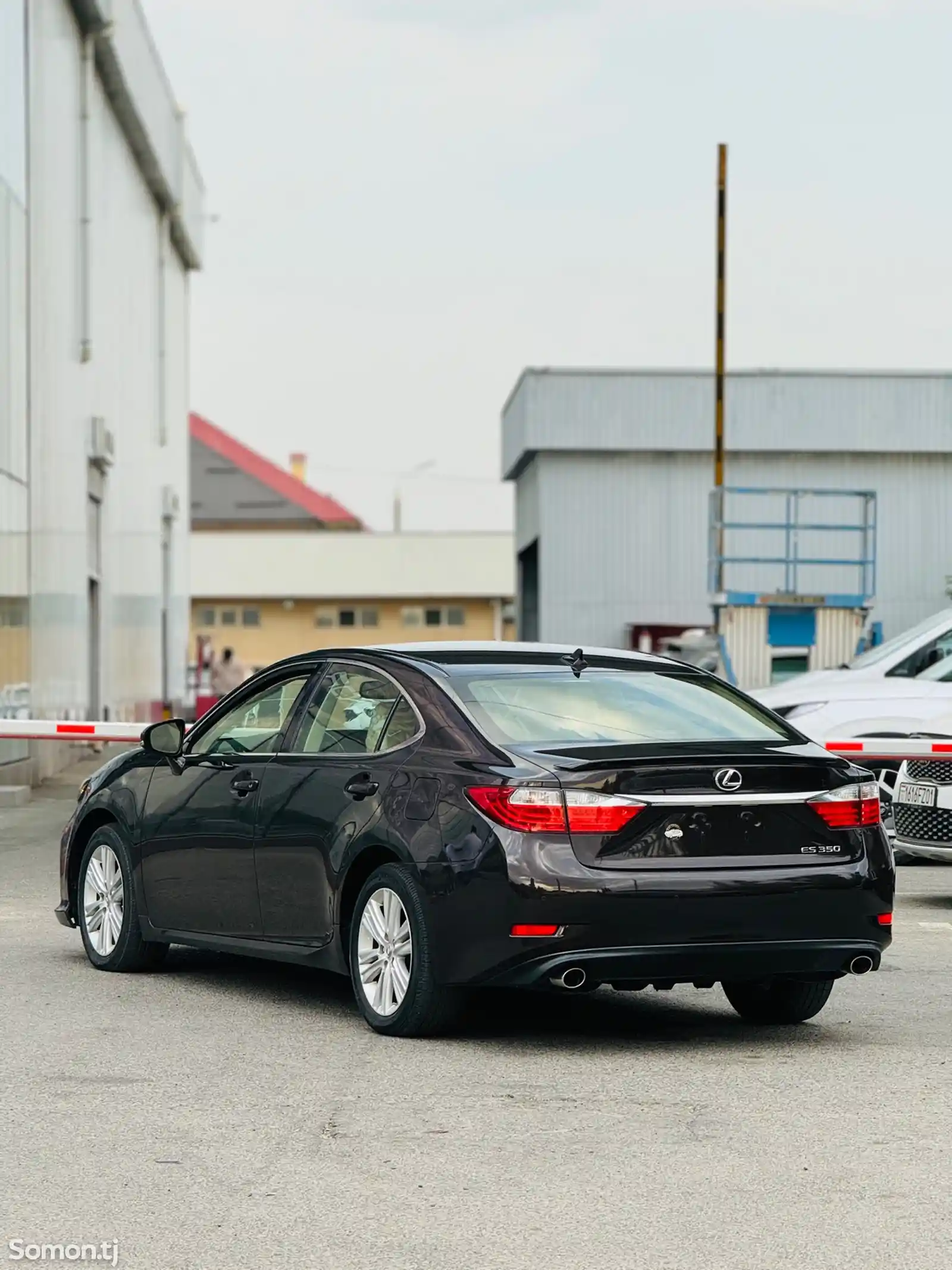 Lexus ES series, 2013-5