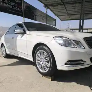 Mercedes-Benz E class, 2012