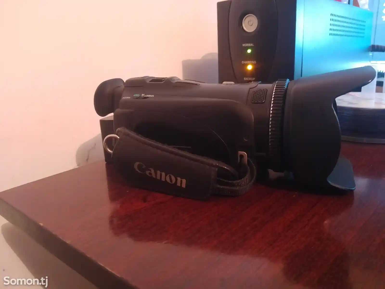 Видеокамера Canon-2