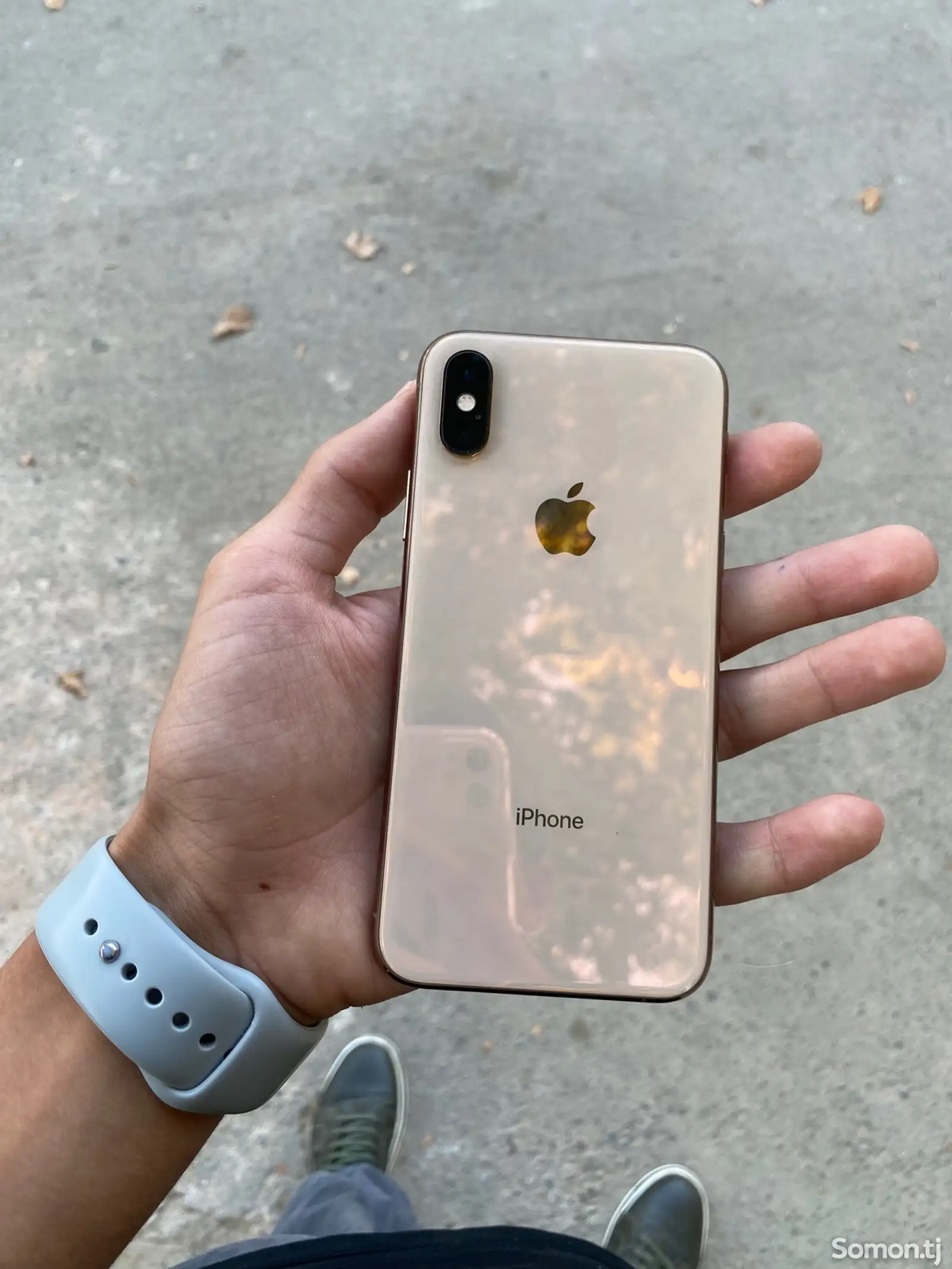 Apple iPhone Xs, 64 gb, Gold-1