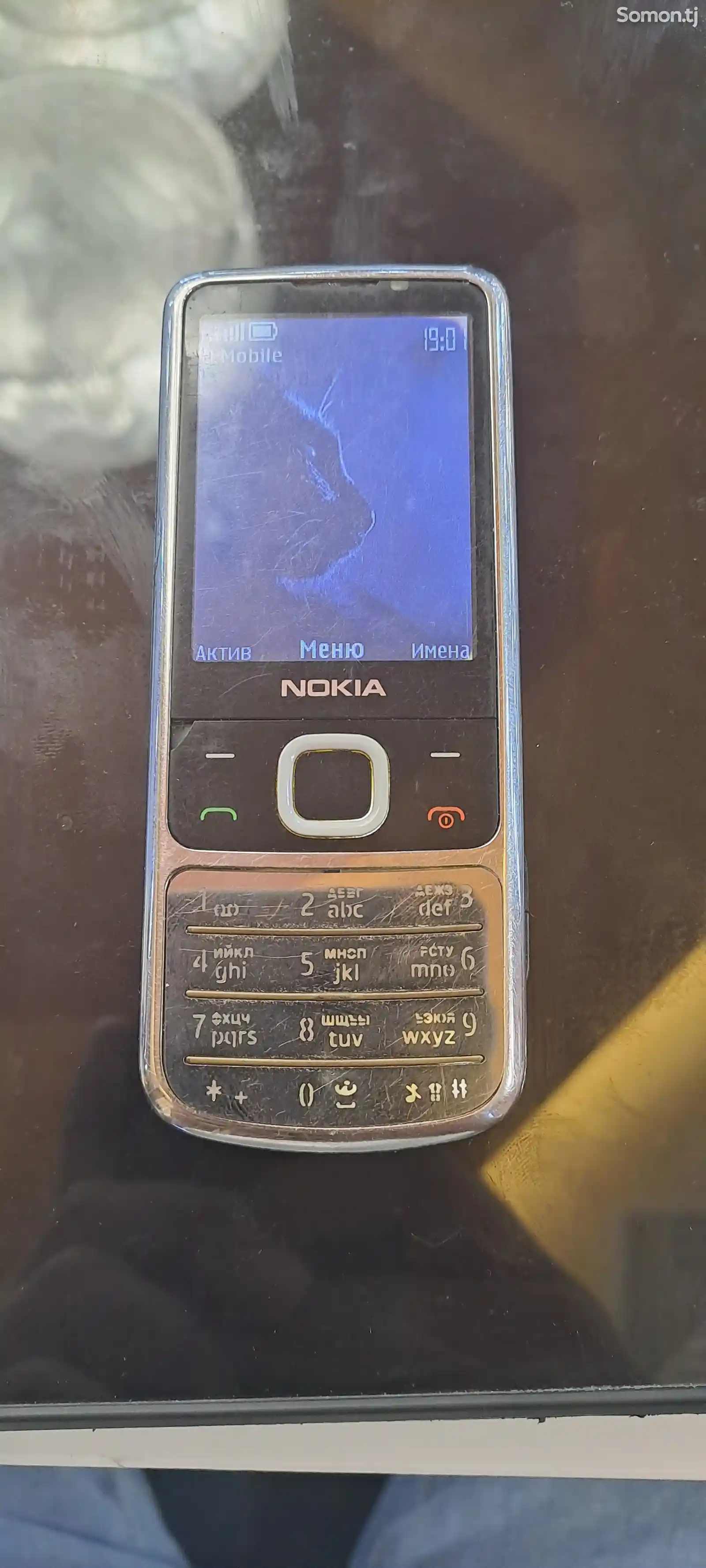 Nokia 6700 Classic-4