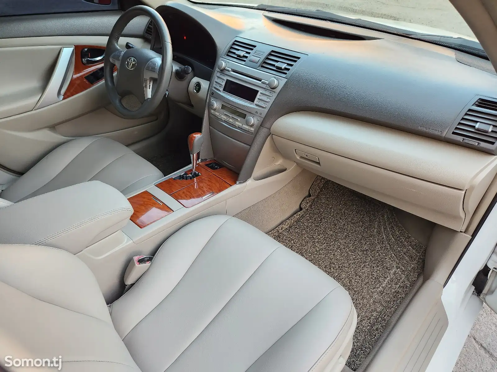 Toyota Camry, 2011-12