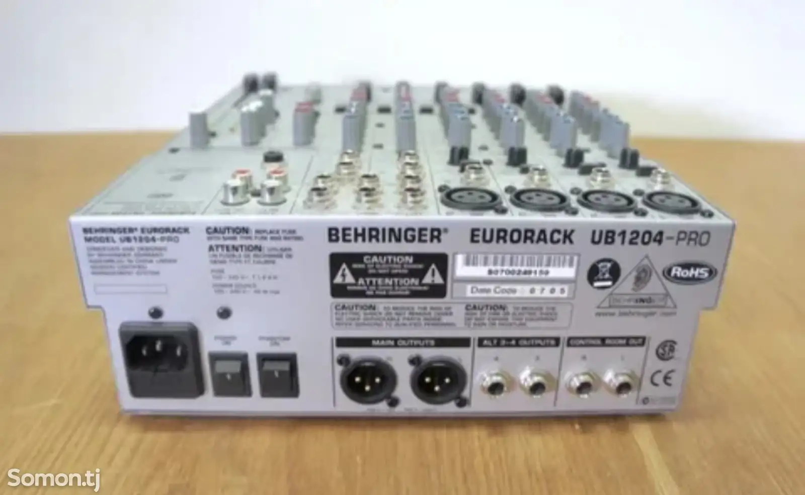 Микшерный пульт eurorack ub1204fx-pro-1