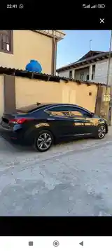 Hyundai Elantra, 2015-3