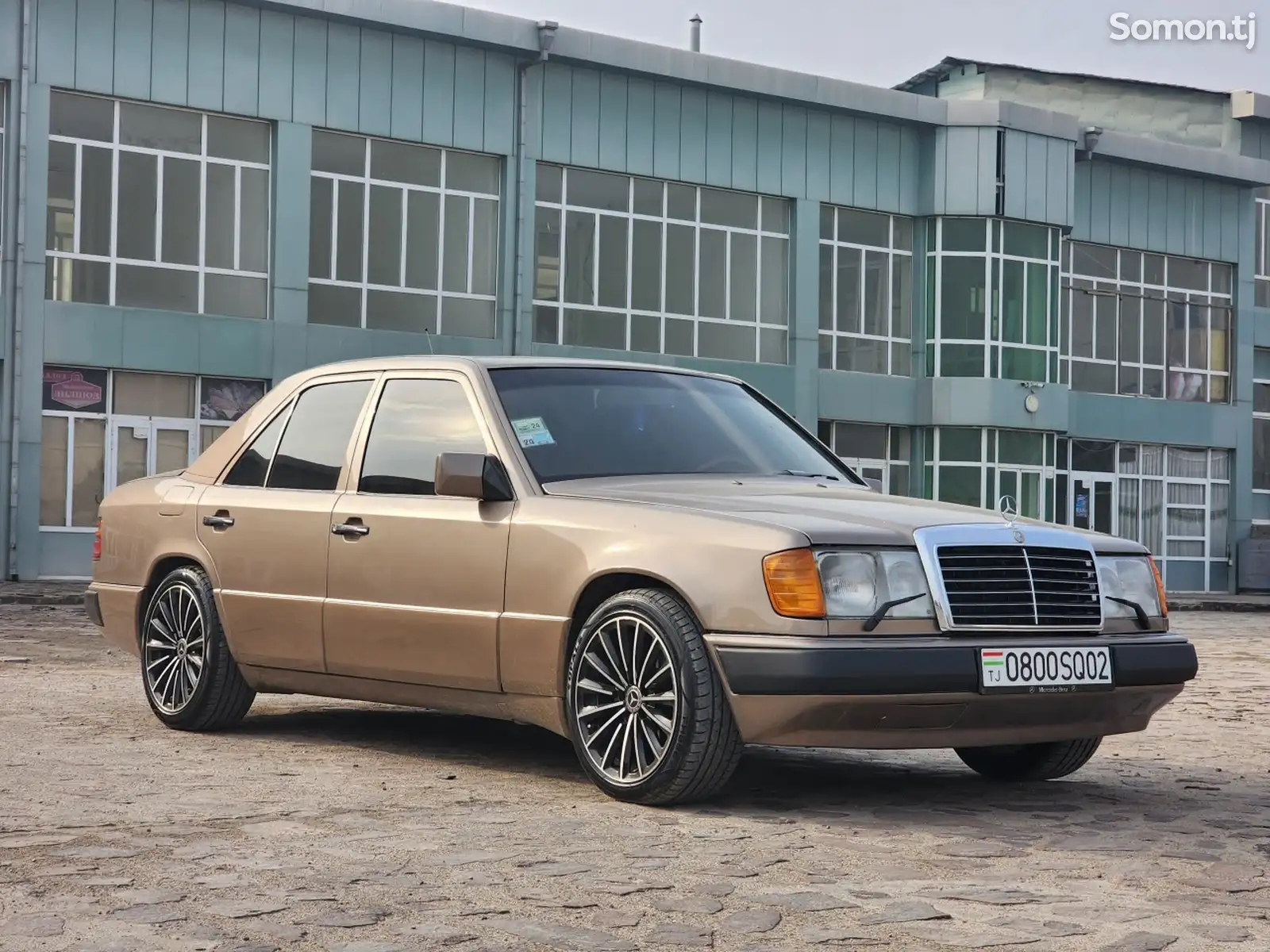 Mercedes-Benz W124, 1992-1