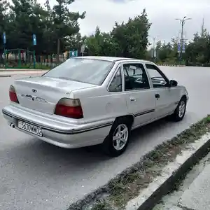 Daewoo Nexia, 1994