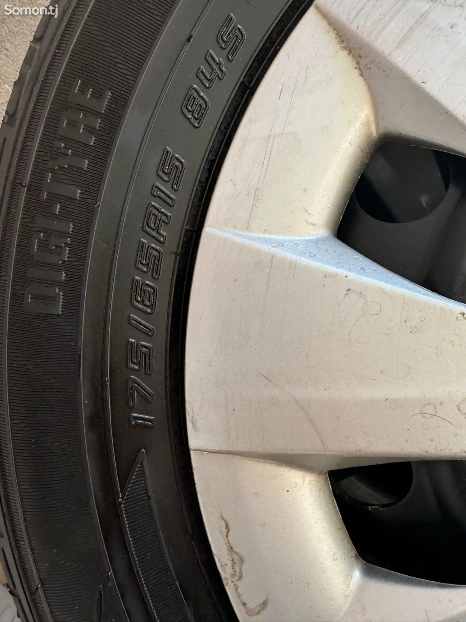 Шины и диски Dunlop 175/65 R15-2