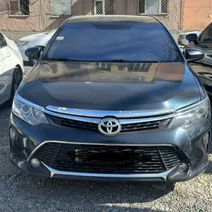 Toyota Camry, 2012