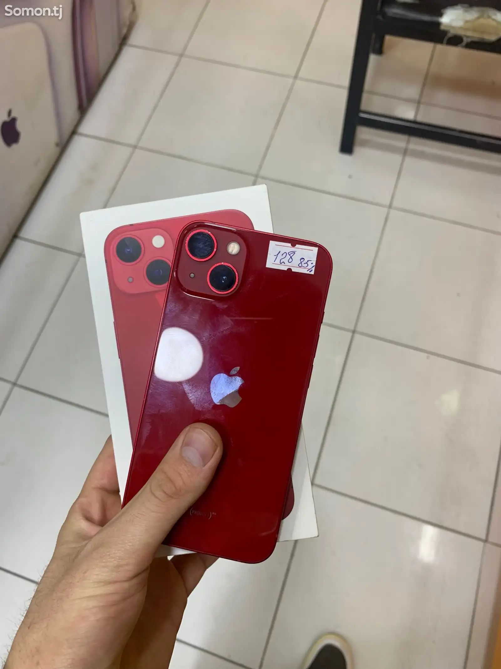 Apple iPhone 13, 128 gb, Product Red