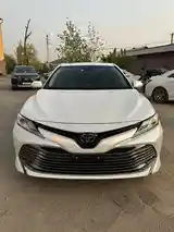 Toyota Camry, 2018-9