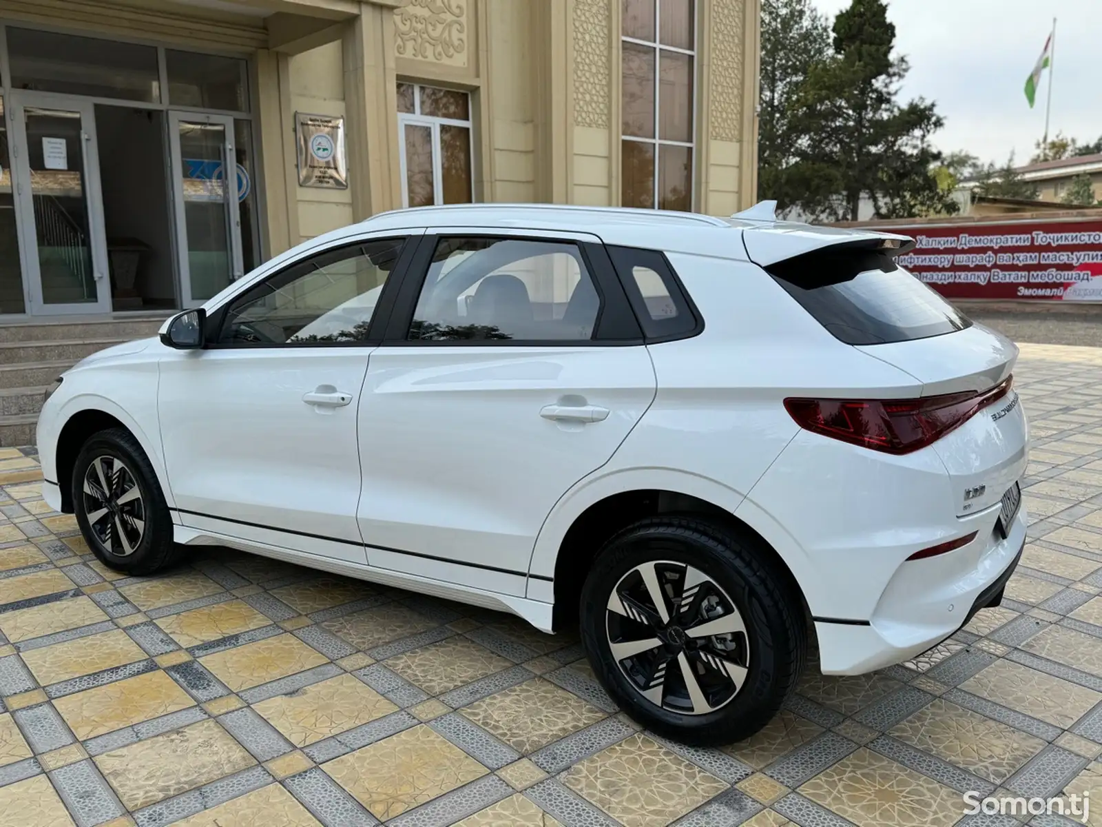 BYD E2, 2024-4