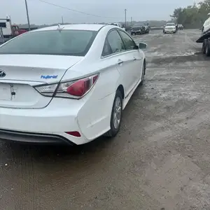 Hyundai Sonata, 2014