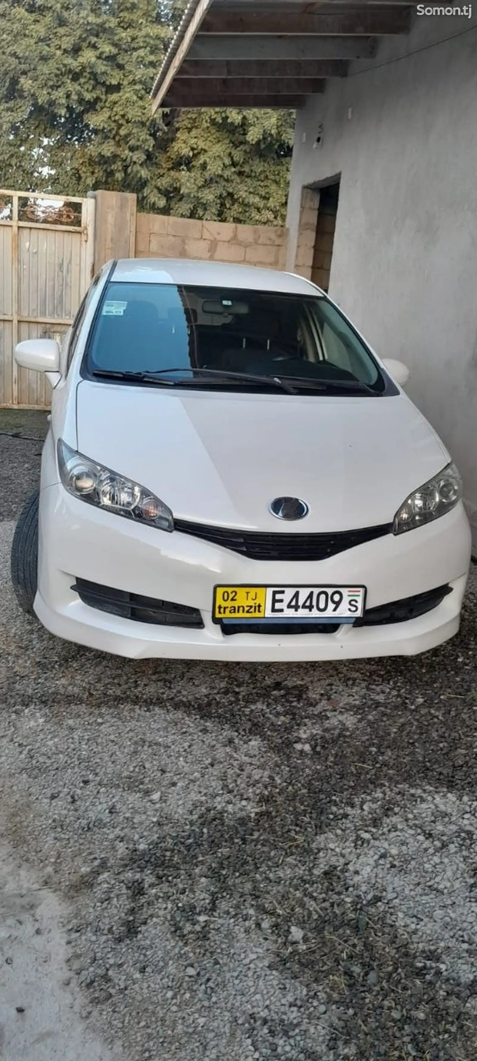 Toyota Wish, 2011-1