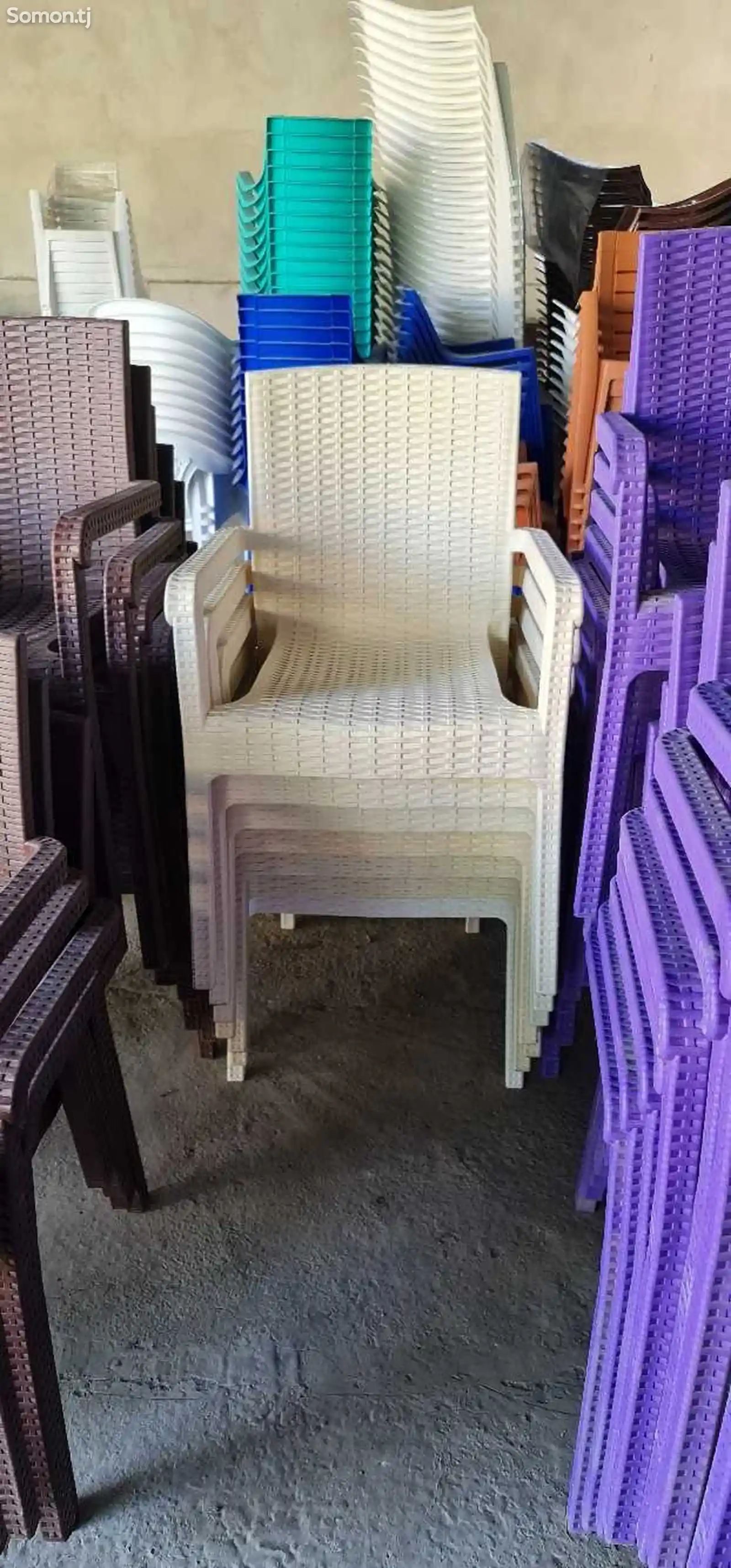 Столы и стулья-5
