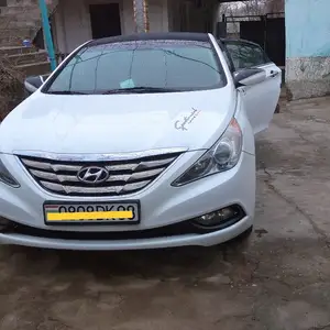 Hyundai Sonata, 2012