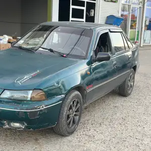 Daewoo Nexia, 1996