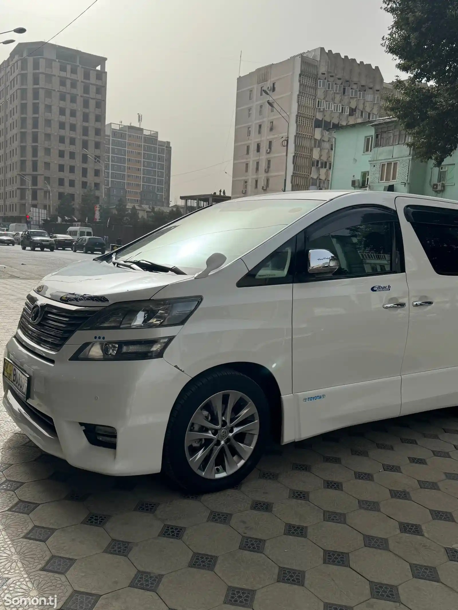 Toyota Vellfire, 2014-5