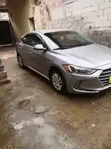 Hyundai Elantra, 2017-2