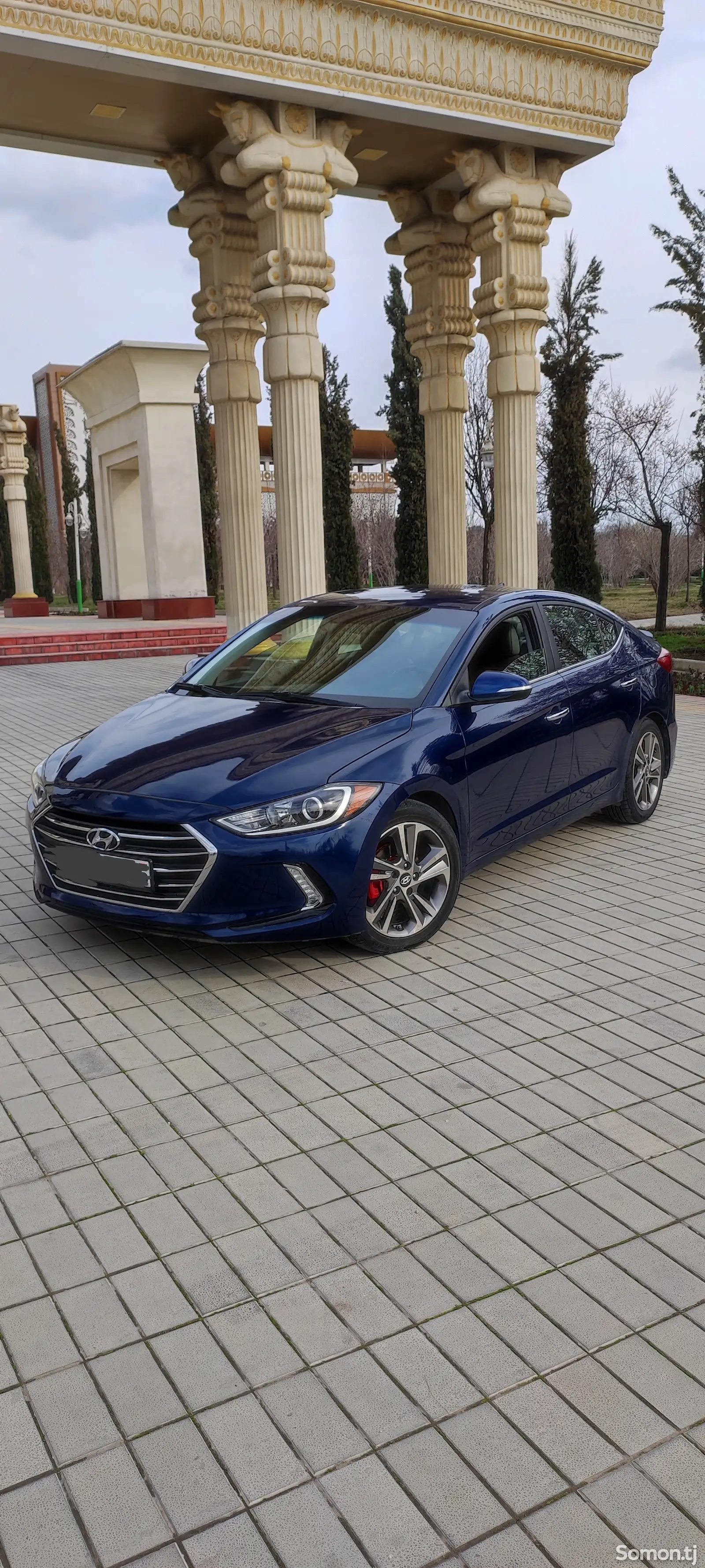 Hyundai Elantra, 2017-1