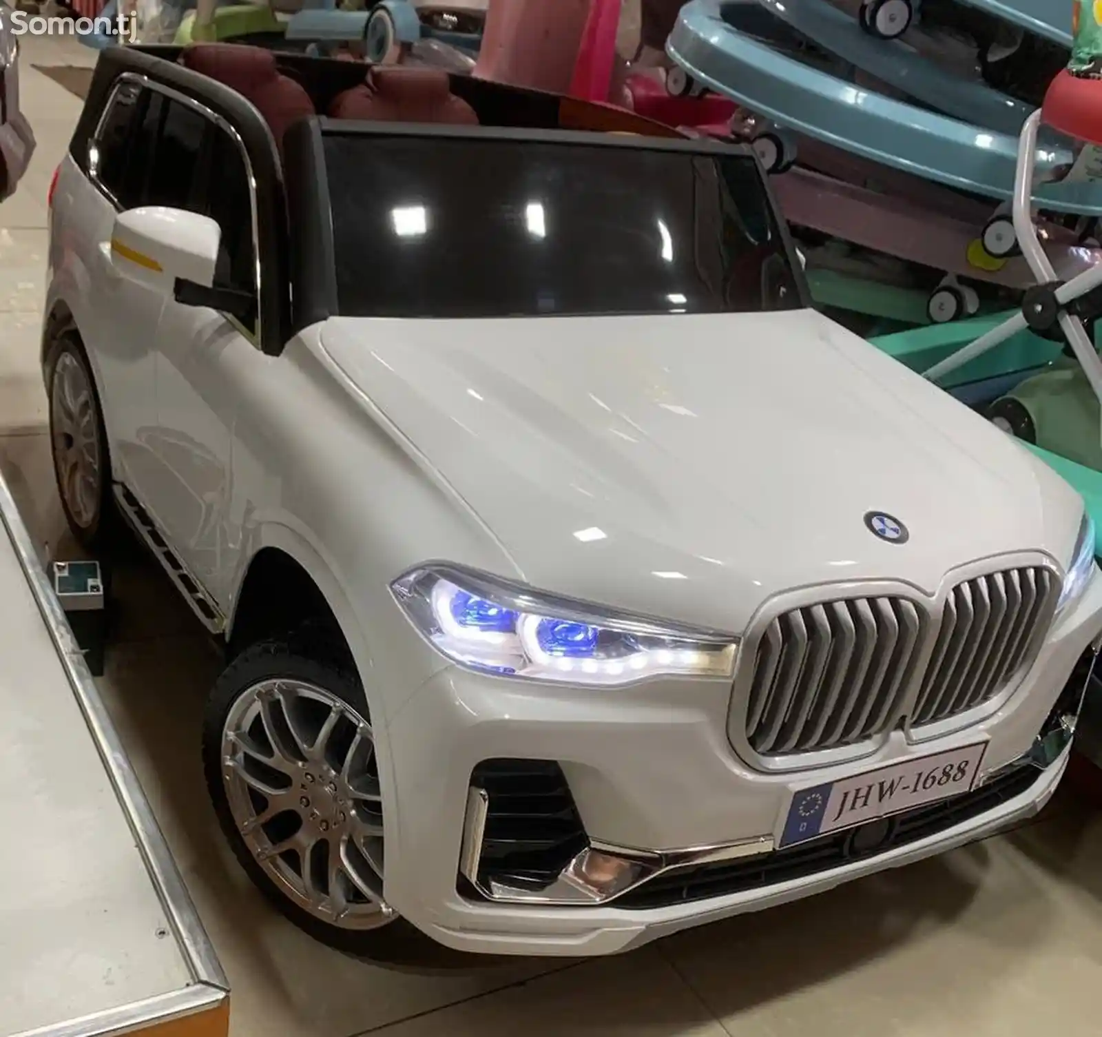 BMW7 Электромобиль-3