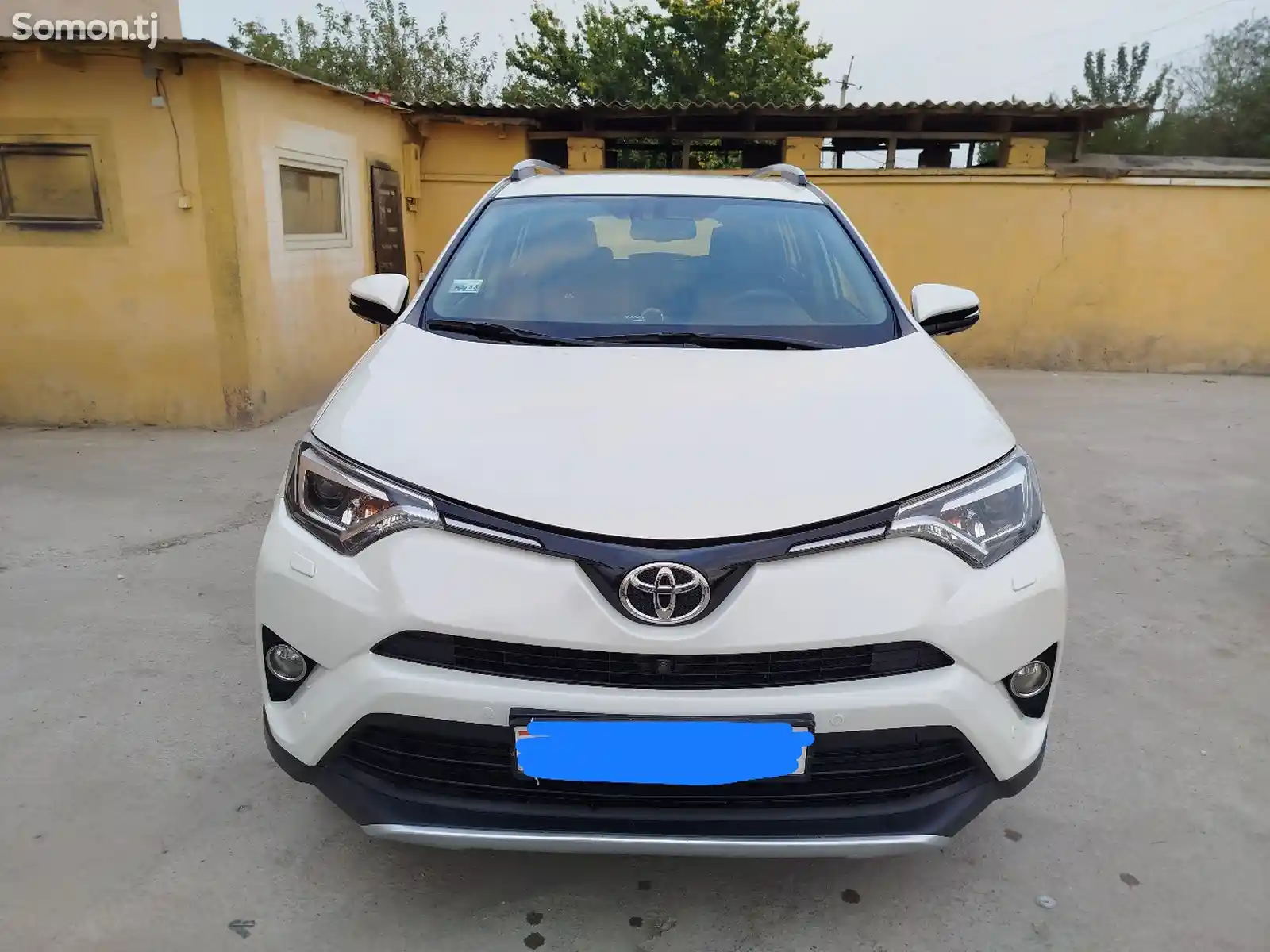 Toyota RAV 4, 2017-1