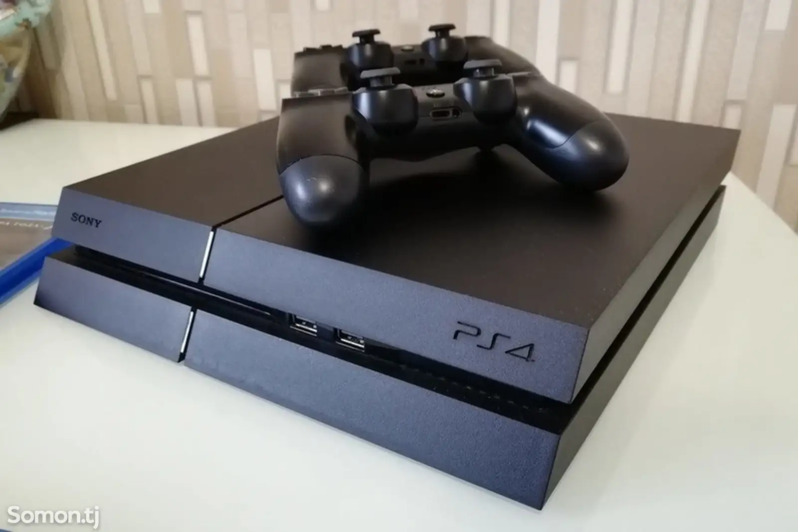 Аренда игровой приставки Sony PlayStation 4-1