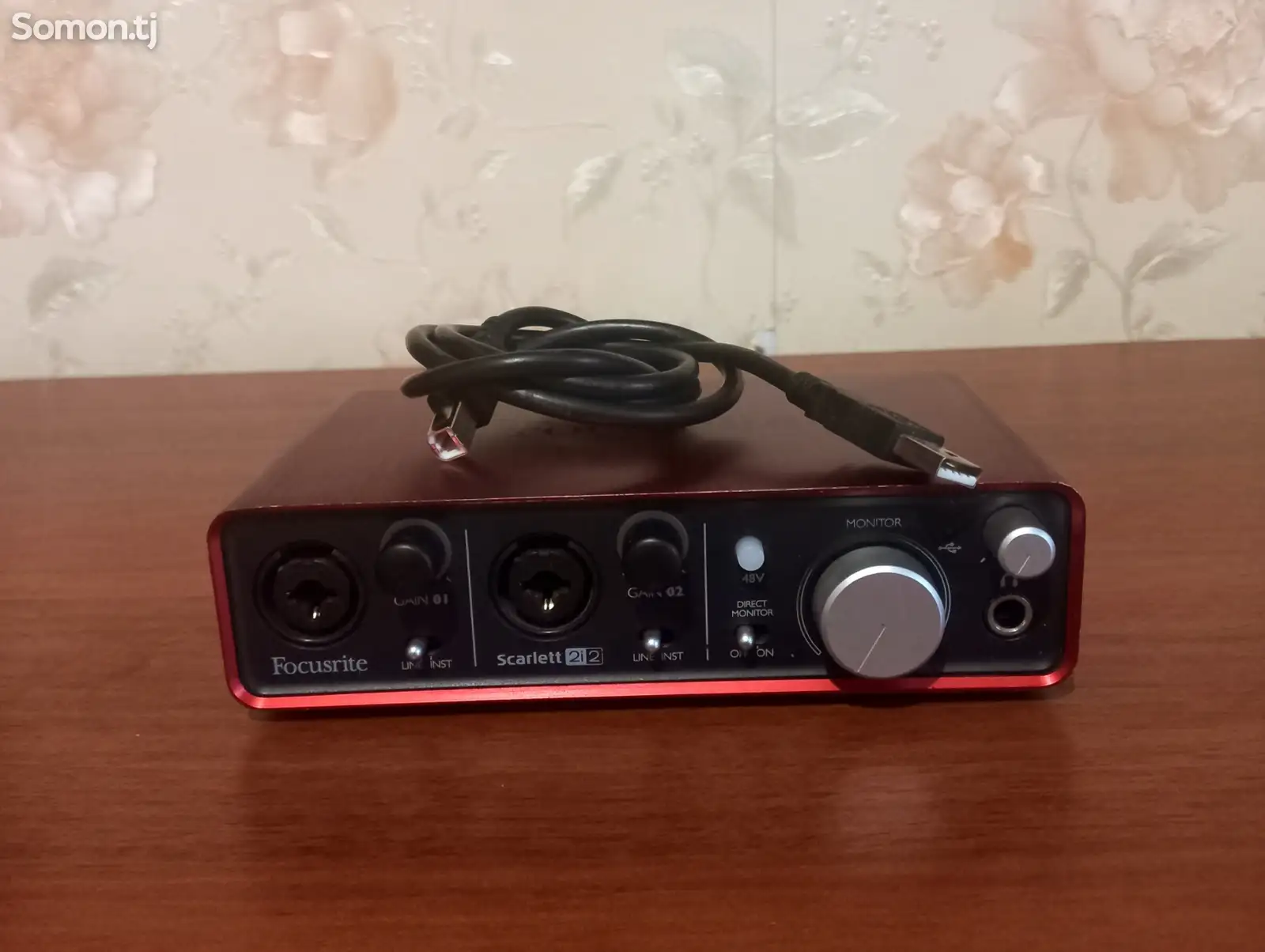 Звуковая карта Focusrite 2i2-1