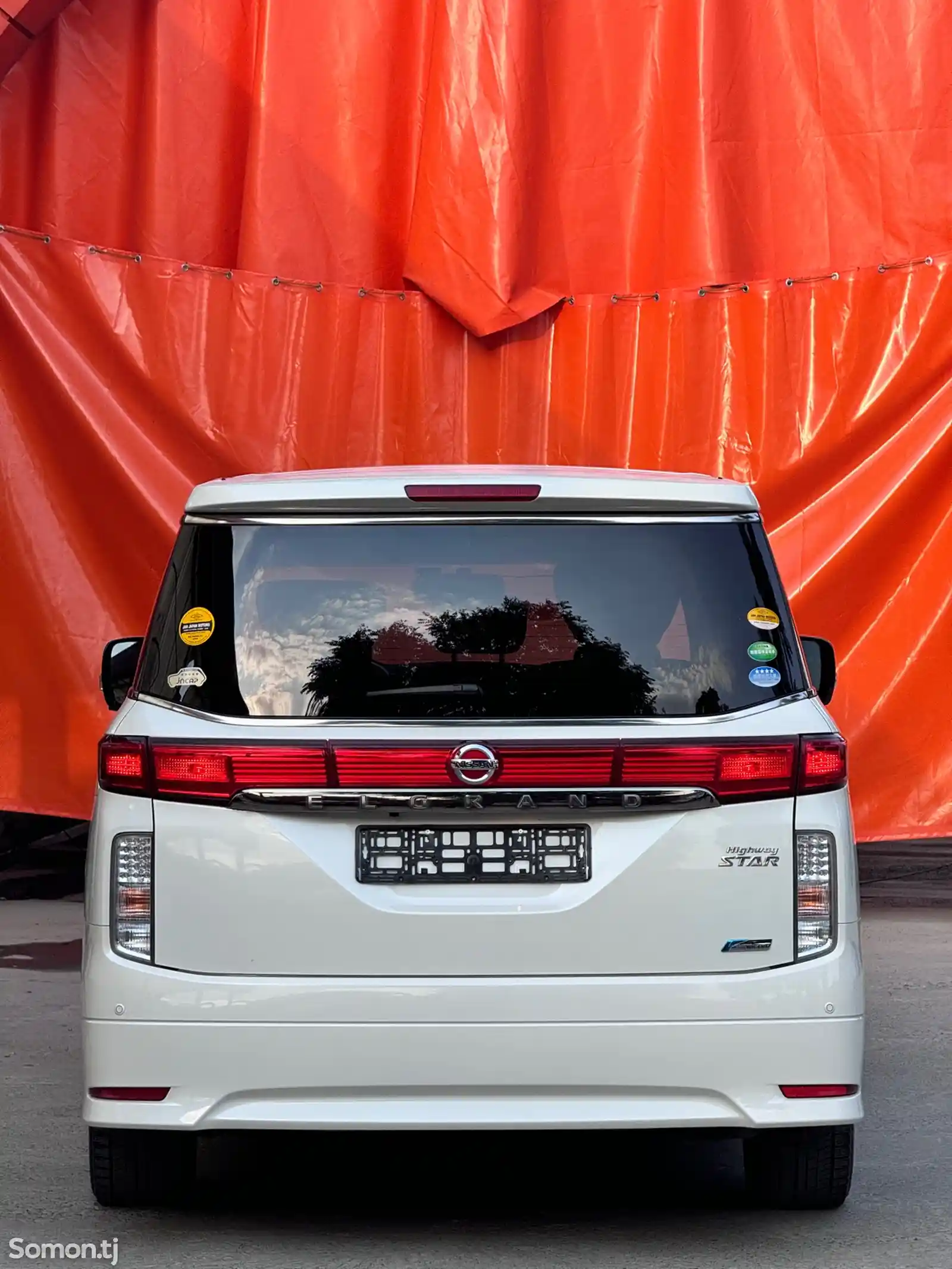 Nissan Elgrand, 2014-5